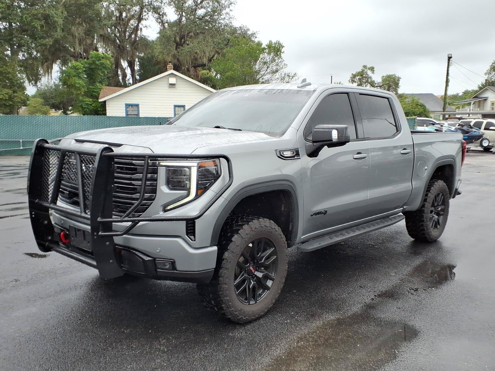 Used 2024 GMC Sierra 1500 AT4 w/ AT4 Premium Package AWD/4WD image 1