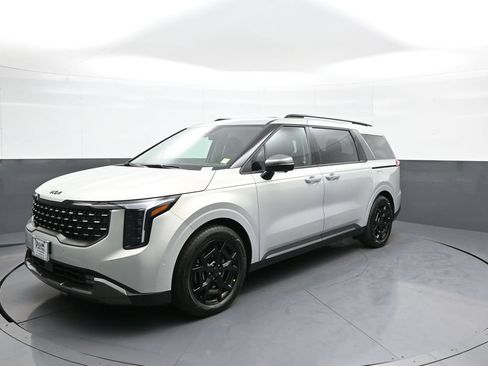 New 2026 Kia Carnival SX w/ SX Dark Edition Package FWD image 1