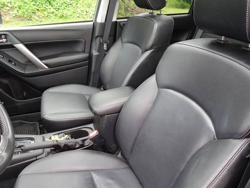 Used 2015 Subaru Forester 2.0XT Touring AWD/4WD image 18