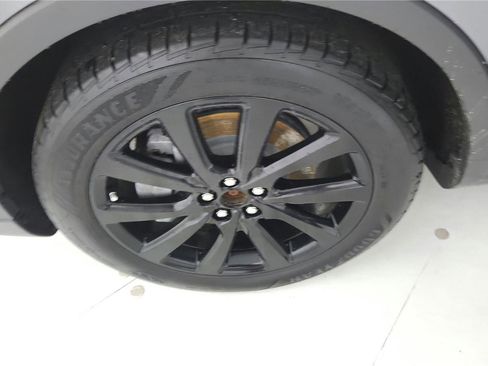 Used 2022 Lincoln Nautilus Reserve w/ Equipment Group 201A image 14