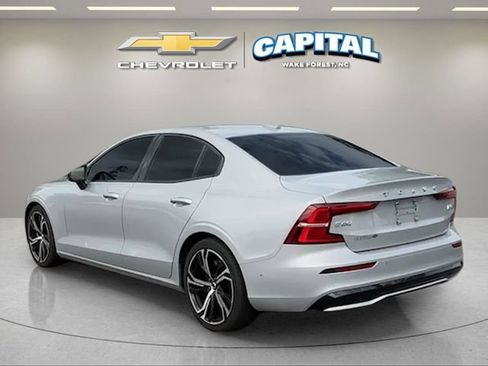 Used 2024 Volvo S60 B5 Ultimate w/ Climate Package AWD/4WD image 3