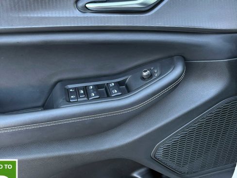 Certified 2023 Jeep Grand Cherokee Laredo w/ Luxury Tech Group I image 10