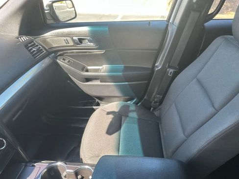 Used 2016 Ford Explorer 4WD Police Interceptor image 10