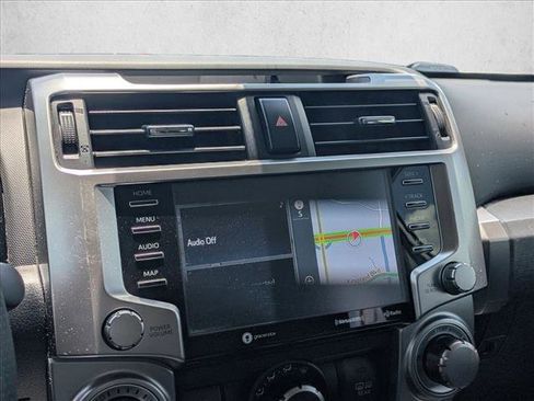 Used 2020 Toyota 4Runner SR5 AWD/4WD image 12