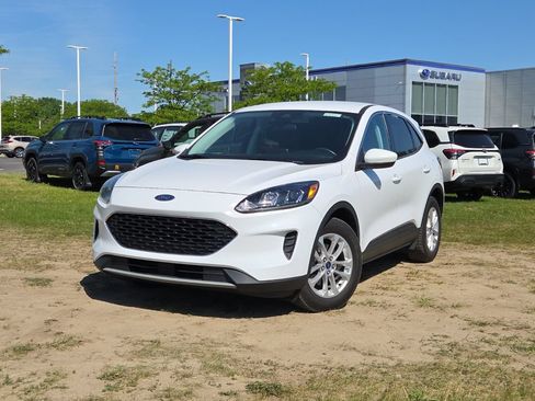 Used 2021 Ford Escape SE w/ Cold Weather Package FWD image 27