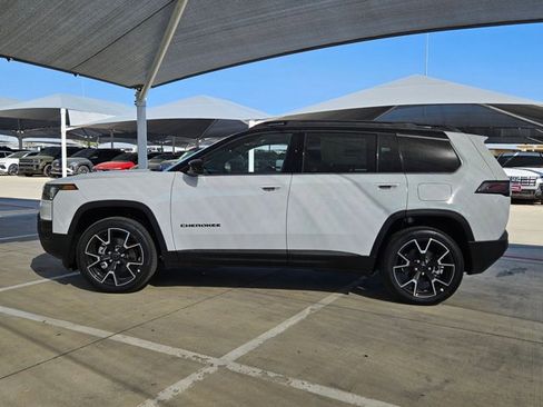 New 2026 Jeep Cherokee Overland image 5