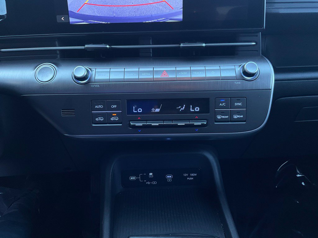 Used 2025 Hyundai Kona SEL AWD/4WD image 19