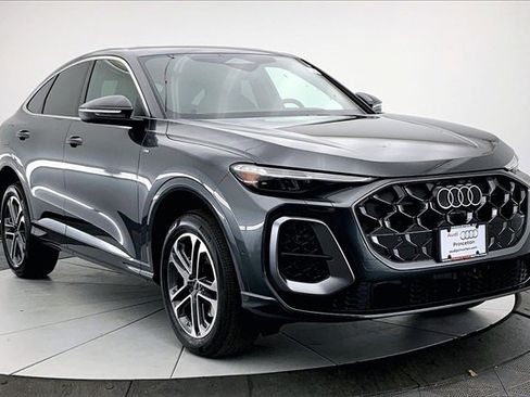 New 2025 Audi Q5 Premium Plus image 1