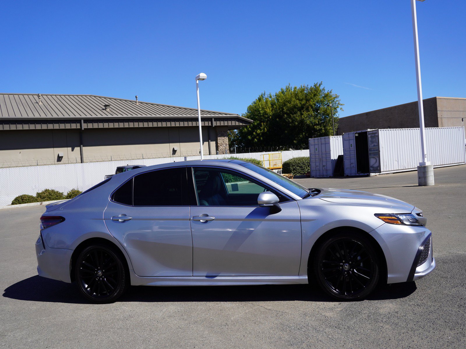 Used 2021 Toyota Camry XSE AWD/4WD image 4