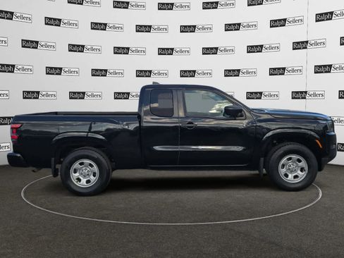 Used 2022 Nissan Frontier S w/ Technology Package image 7