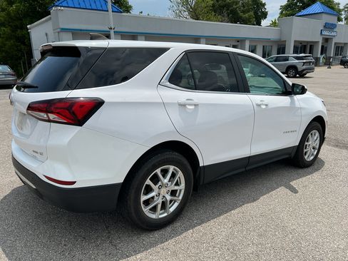 Used 2022 Chevrolet Equinox LT AWD/4WD image 3