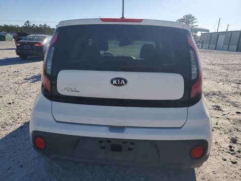 Used 2017 Kia Soul FWD image 7