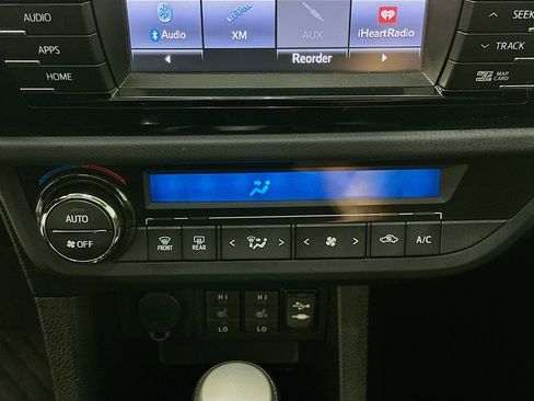 Used 2016 Toyota Corolla S Premium image 22