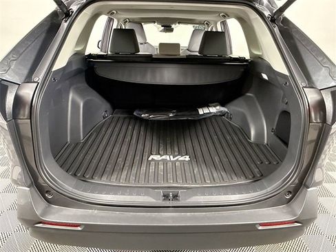 Certified 2025 Toyota RAV4 XLE w/ Convenience Package image 34