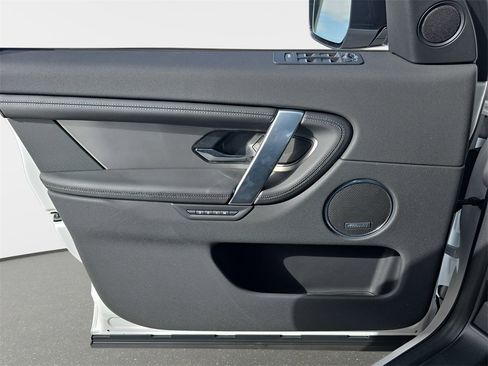 New 2026 Land Rover Discovery Sport Landmark image 27