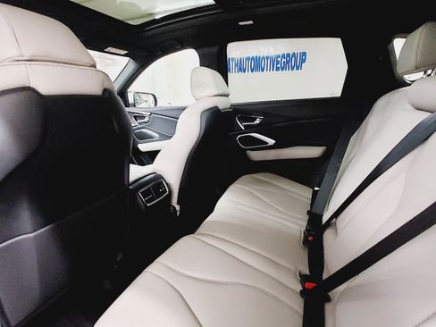 New 2026 Acura RDX SH-AWD image 39