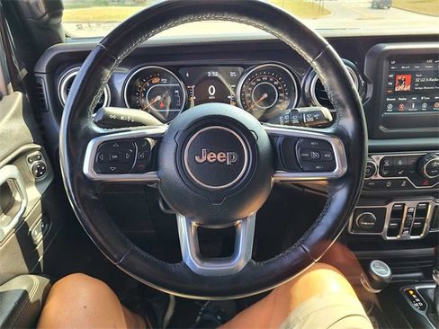Used 2021 Jeep Wrangler Unlimited Sahara image 25