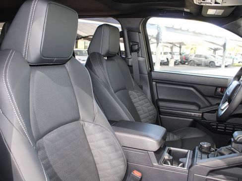 New 2026 Toyota 4Runner TRD Off-Road Premium AWD/4WD image 44