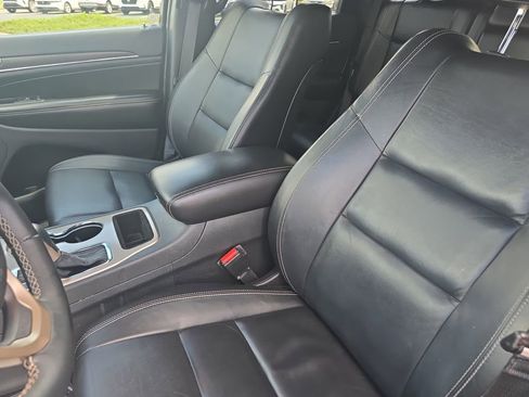 Used 2017 Jeep Grand Cherokee Limited w/ Trailer Tow Group IV image 15