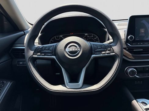 Certified 2024 Nissan Altima 2.5 SV AWD/4WD image 19