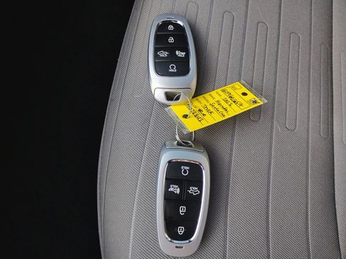 Used 2023 Hyundai Santa Cruz SEL w/ Activity Package image 29