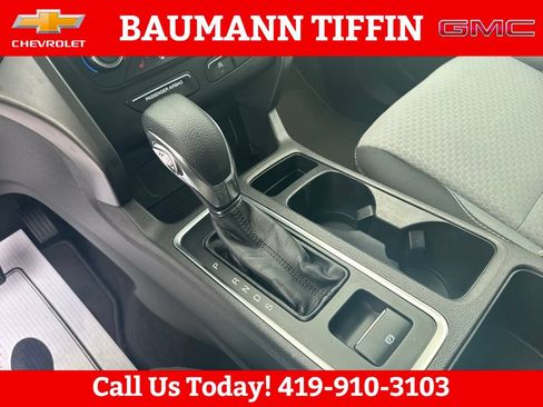 Used 2019 Ford Escape SE FWD image 23