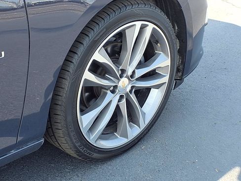 Used 2025 Chevrolet Malibu LT FWD image 26