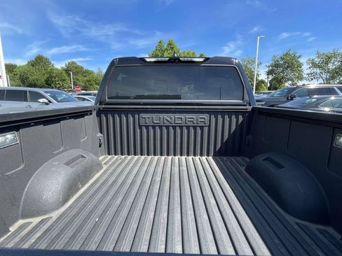 Used 2024 Toyota Tundra Platinum AWD/4WD image 12