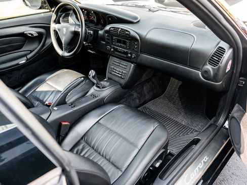 Used 2000 Porsche 911 Carrera RWD image 19