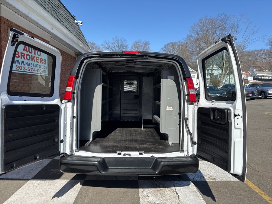 Used 2019 Chevrolet Express 2500 w/ Driver Convenience Package RWD image 31