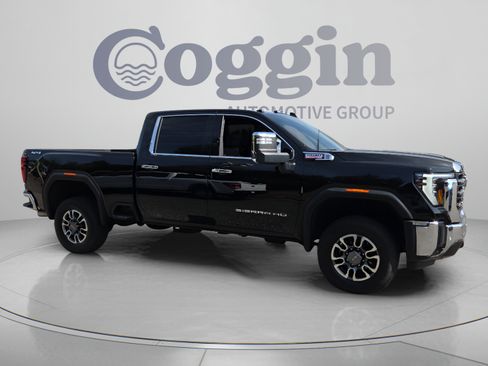 Certified 2026 GMC Sierra 3500 SLT w/ SLT Convenience Package AWD/4WD image 7
