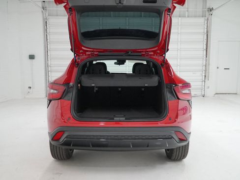 New 2026 Chevrolet Trax RS w/ Driver Confidence Package image 7