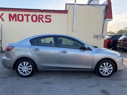 Used 2013 MAZDA MAZDA3 i Sport FWD image 8
