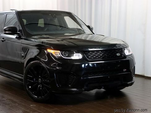 Used 2017 Land Rover Range Rover Sport SVR image 2