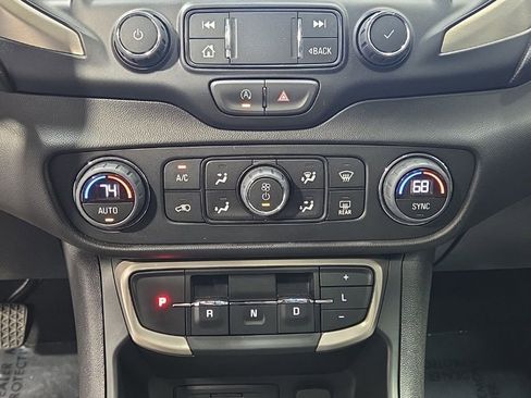 Used 2023 GMC Terrain Denali image 24