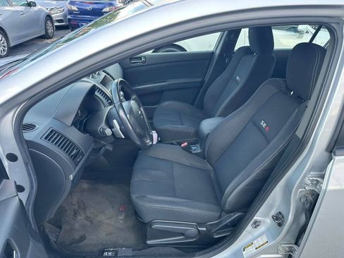 Used 2011 Nissan Sentra SE-R FWD image 10