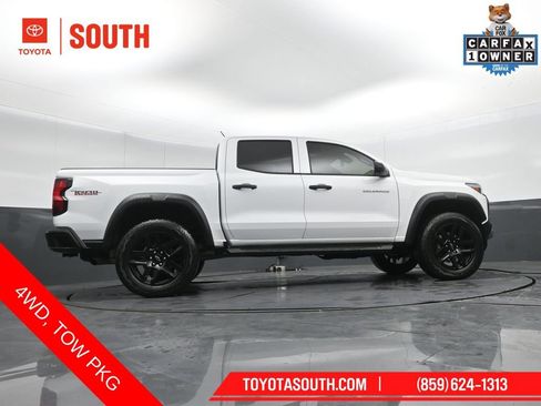 Used 2024 Chevrolet Colorado Trail Boss w/ Technology Package image 32
