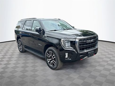 Used 2021 GMC Yukon AT4 w/ Technology Package image 4