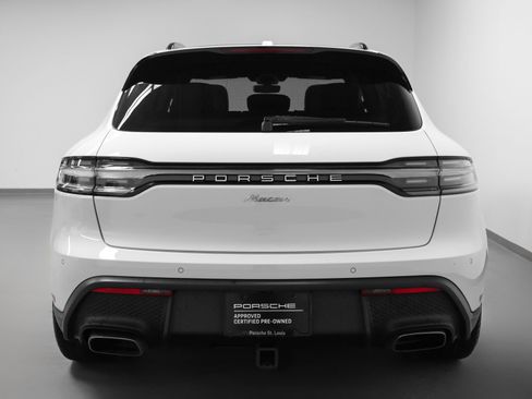 Certified 2023 Porsche Macan AWD/4WD image 11
