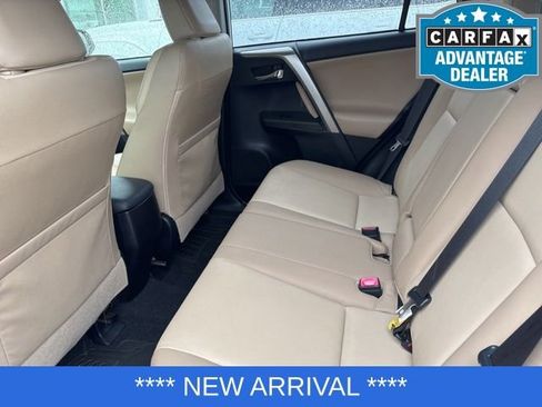 Used 2015 Toyota RAV4 Limited FWD image 9