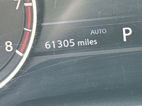 Used 2023 Nissan Rogue SV image 27