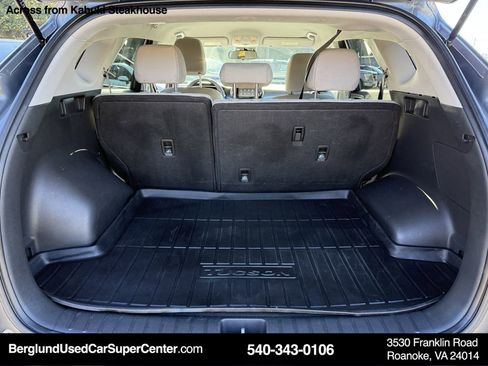 Used 2019 Hyundai Tucson SE image 13