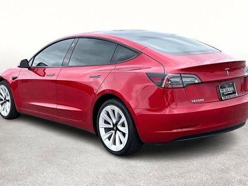 Used 2022 Tesla Model 3 Standard Range image 15
