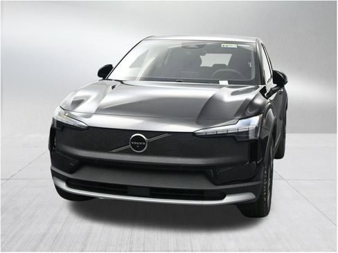 New 2026 Volvo EX30 Cross Country Ultra AWD/4WD image 8