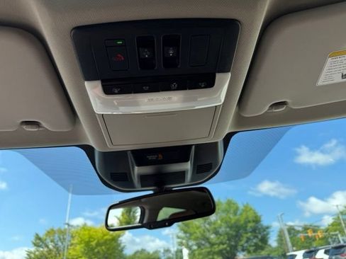 Certified 2026 Nissan Rogue Platinum AWD/4WD image 20