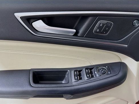 Used 2021 Ford Edge Titanium w/ Equipment Group 301A image 18