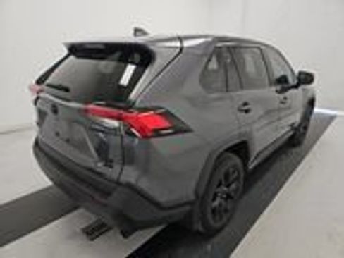 Certified 2024 Toyota RAV4 LE AWD/4WD image 4