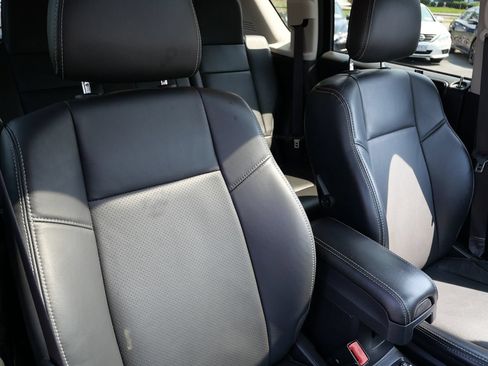 Used 2017 Jeep Compass High Altitude AWD/4WD image 19