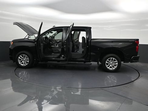 Used 2023 Chevrolet Silverado 1500 RST RWD image 33