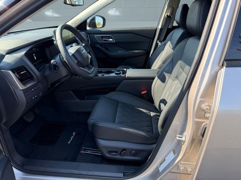 New 2026 Nissan Rogue Platinum AWD/4WD image 5